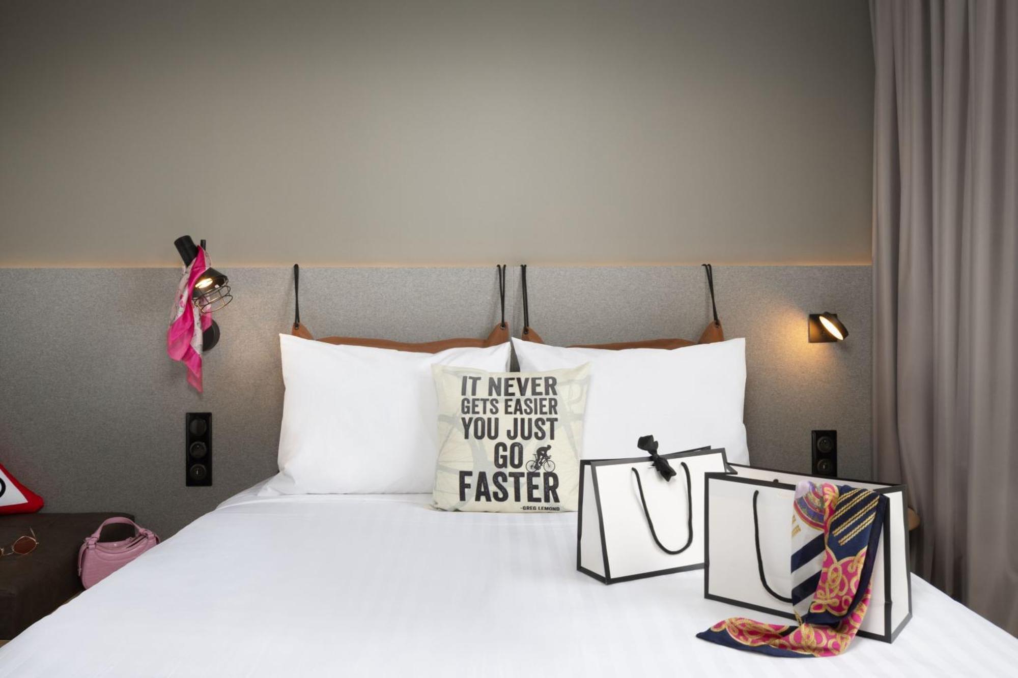 Moxy Paris קלמאר מראה חיצוני תמונה